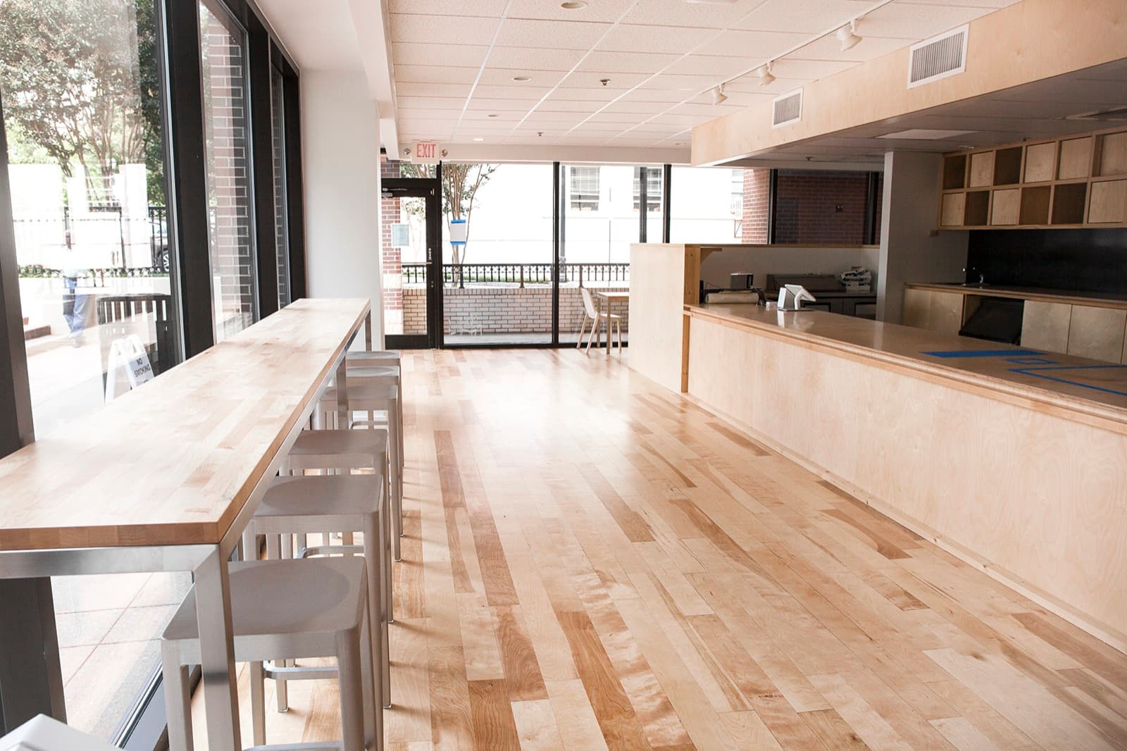Huge (Internal Venture) — Huge Café: Inventing the Future of Retail